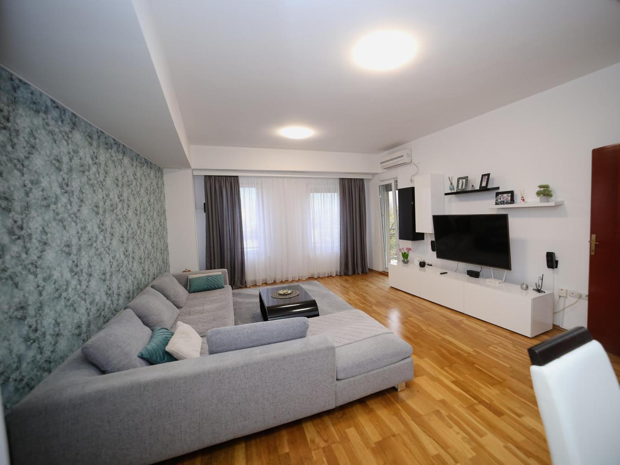 Iva Lux Stan Na Dan Apartment Banja Luka Exterior photo