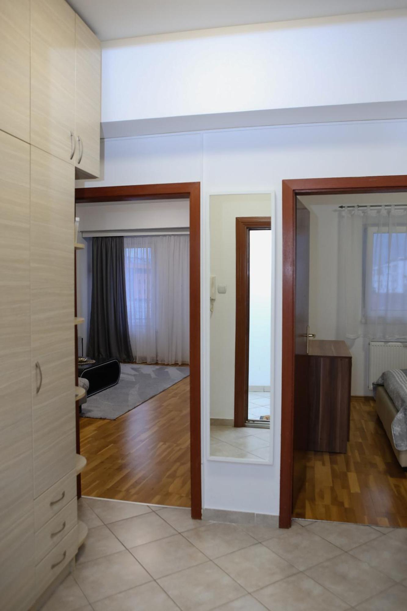 Iva Lux Stan Na Dan Apartment Banja Luka Exterior photo